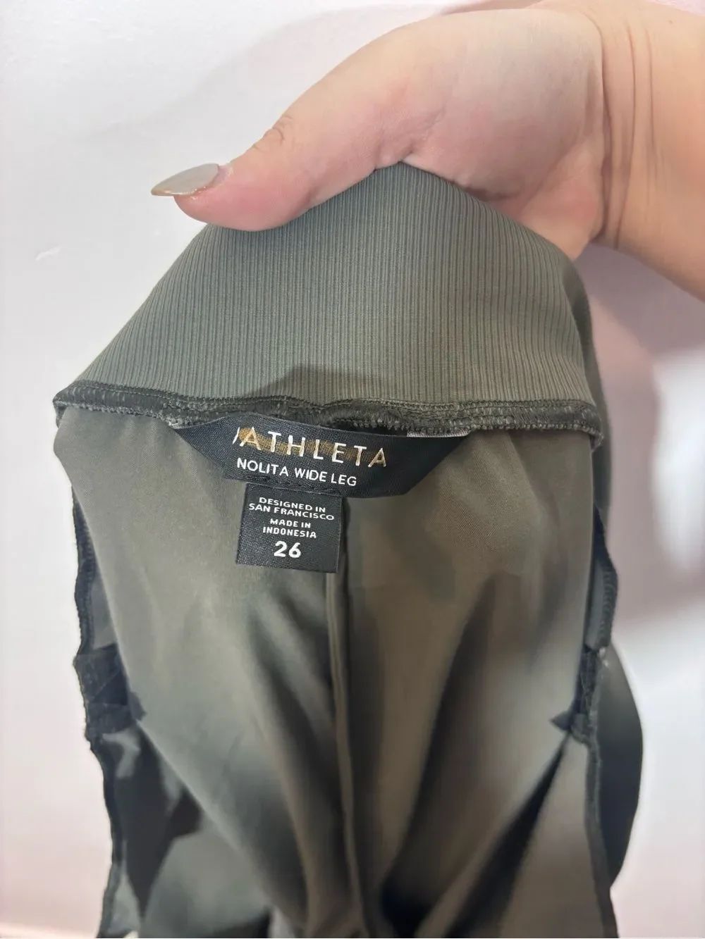 Athleta Nolita Wide Leg Pant NWT Size 26  Mountain Olive Sculptek - Picture 12 of 15